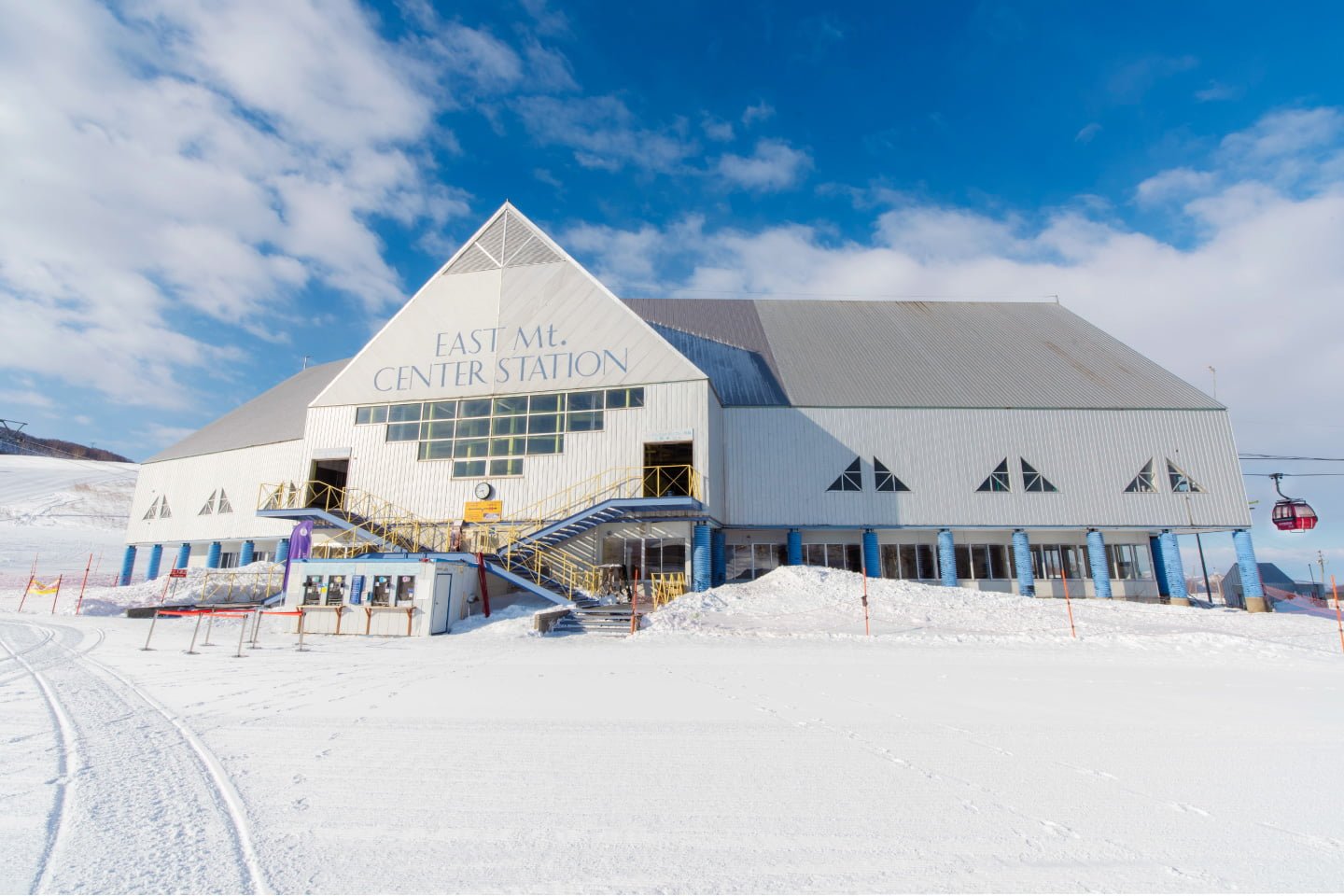 ⛷️ 루스츠 리조트 스키장 / 이스트 센터 스테이션 이미지 1